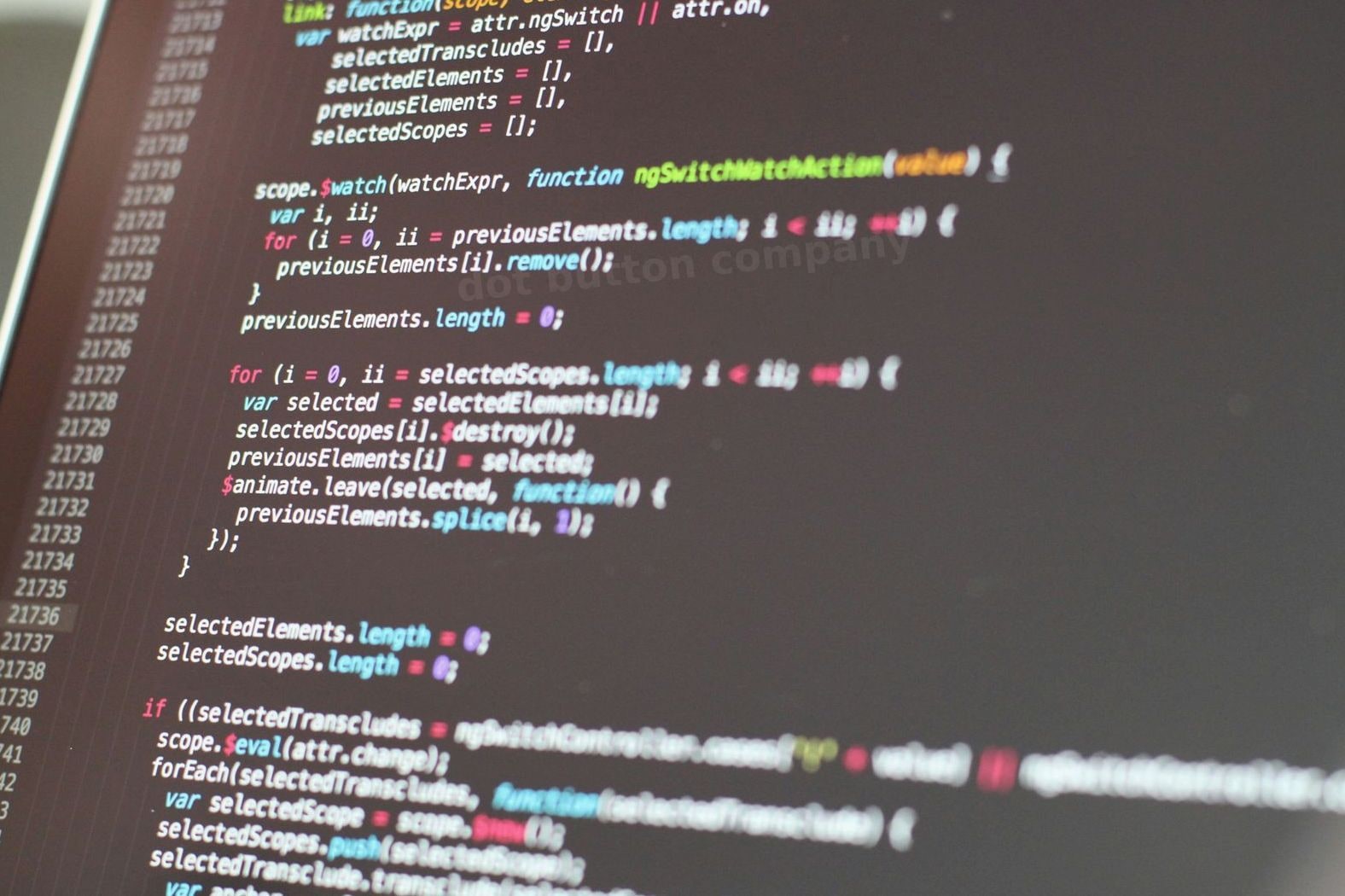 東京で企業向けのWeb制作とデジタル支援を、実務に沿って丁寧に進めます。